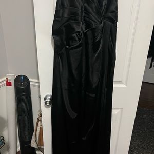 Black strapless bridesmaid dress with white accent waist sash!